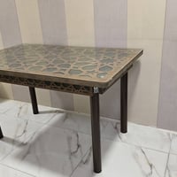 ميز طعام • خشب وزجاج • بغداد البلديات