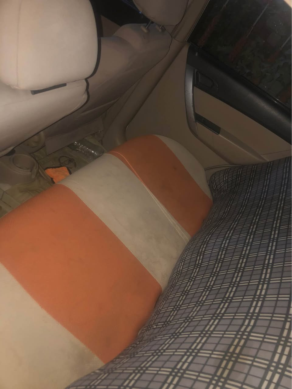 سيارة افيو ٢٠١١ اوتوماتيك كير ومكينة نظيفات تبريد وتدفئة جيد جدا كهربائيات وحدادية نظيفات البدي بي صبغ اماكن متفرغة ضربات خفيفة ٣ قطع بدون ضربة قوية رقمه اربيل ما مجدد الرقم السعر ٦٣ ورقة للاستفسار الاتصال على الرقم *********** النجف, العراق
