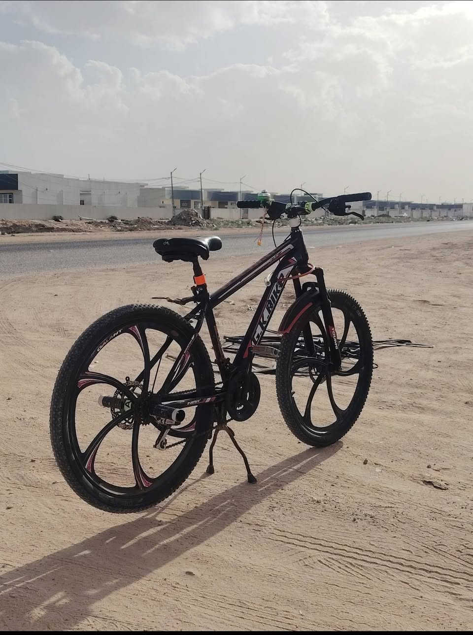 سلام عليكم بايسكل جبلي للبيع 
دبلات شغاله بايسكل نضيف وحلو 
عوزه بس (جوب وشد اللعكرب) 
سعره 80 وبيه مجال الاستفسار خاص مكان نجف خان النص


**إذا كنت صاحب هذا الإعلان وتريد حذفه لأي سبب، رجاءا أرسل رسالة إلى الدعم الفني**