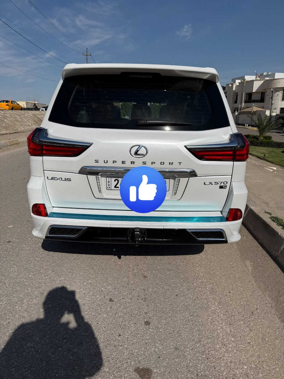 السلام وعليكم البيع 
لكزز موديل 2021   ابريم اصلي فول ابواب شفط  مواصفات 1/1 معروفه مواصفات لكزز  حلا من الصور 
كفاله عامه   مغلفه PPF بل كامل مات 
رقم شمالي  باسمي  شبه مميز رقمه 
 ومواصفات الكزز   معروفة  
ماشيه  25 الف  حقيقي 
 بصمات اثنين وكرت كله موجوده بيه غراضه اصليه وعدده  كله موجوده 
   
مكاني الرمادي  رجاء فقط شراي يتصل 
                                             ***********
