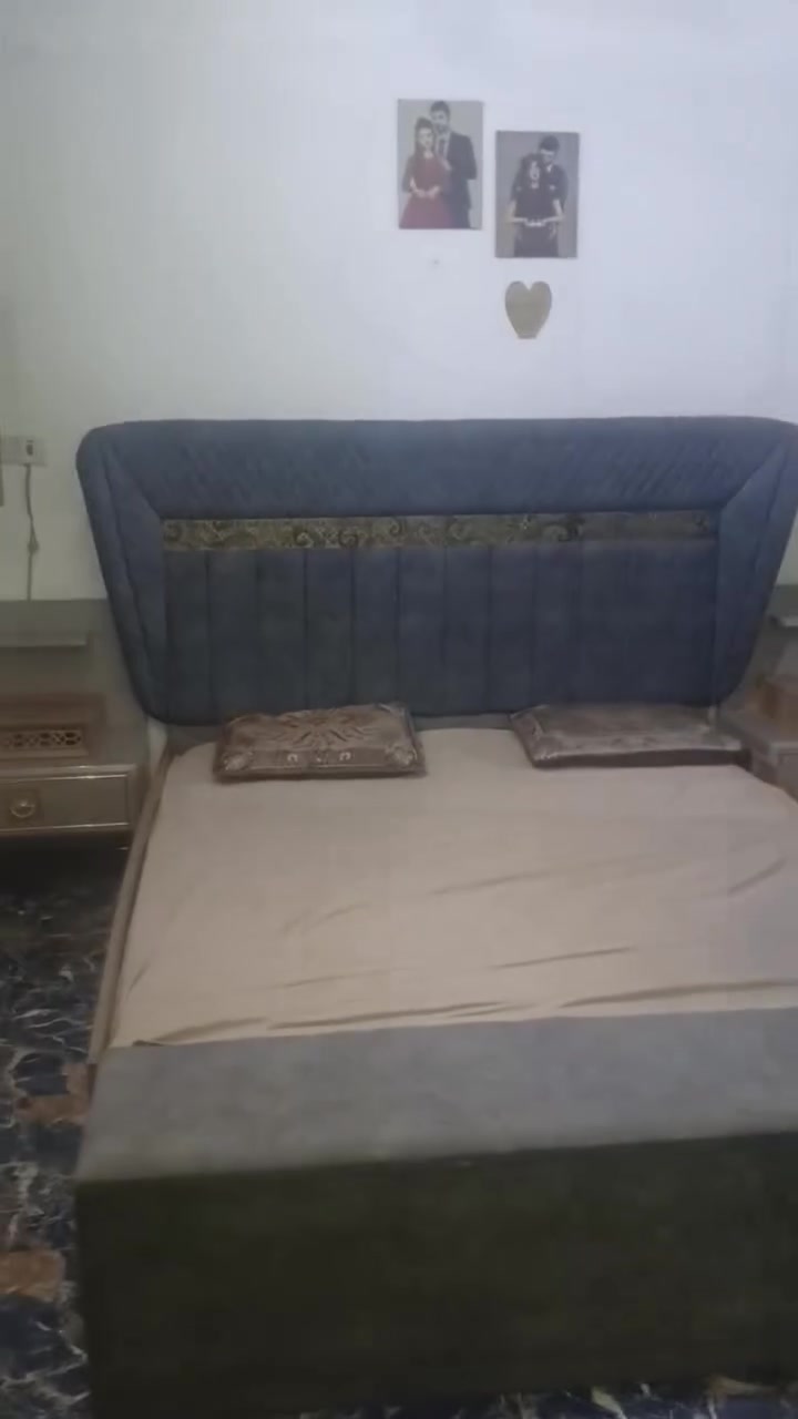 سلام عليكم غرفة تركية درجة اولى عشر قطع العنوان بغداد الكمالية ***********2
