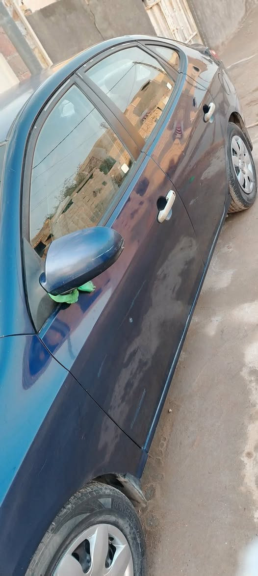 يالله النترا ٢٠٠٧ رقم نكليزي بغداد بسمي أمريكي فقط بنيد باب جاملغ أمامي اي دواخل.مابيه مكينه كير حداديه تبريد خير من لله  تخم تاير سعر ٨٥ هاتف***********
