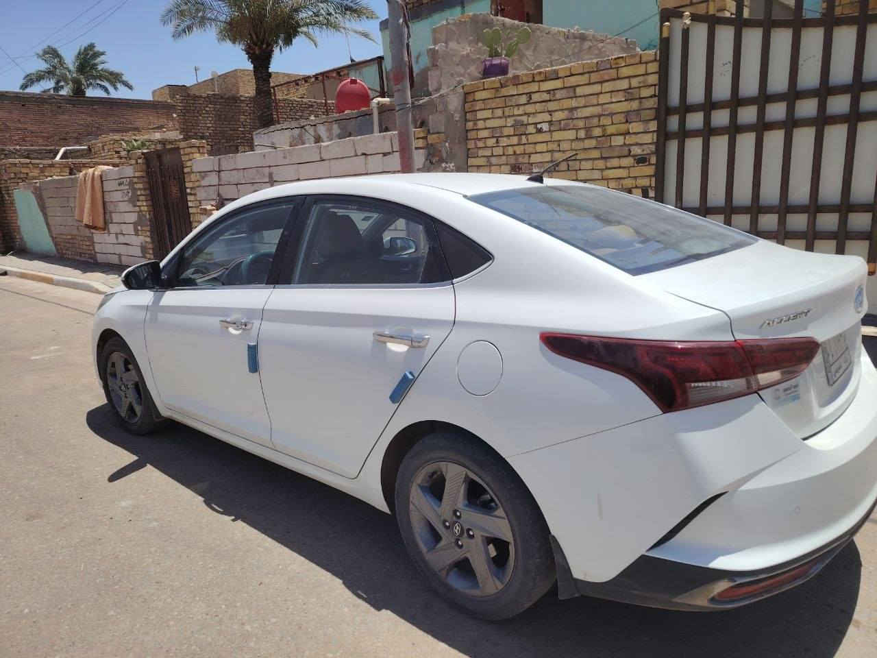 اكسنت مديل 23 رقم بغداد بأسمي تحويل ثاني يوم  فول مواصفات خليجي كفاله عامه 
ماشيه 180 مكاني ديوانيه السعر 135 بيه مجال بسيط 
غير متواجد ع الفيس 
***********
