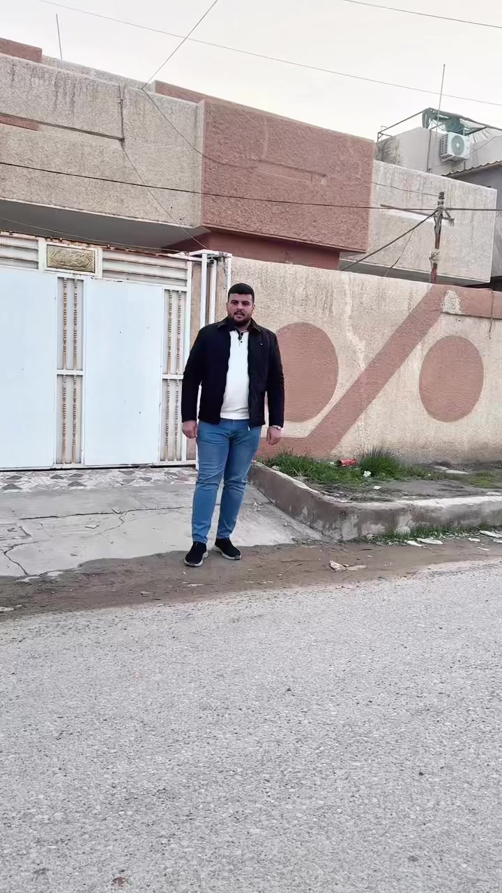 🔥 فرصة نادرة في أرقى موقع بسامراء 🔥
السعر بنهاية الفيديو
للبيع دار مميز في حي المعلمين – شارع التربية
📍 يُعد من أفضل وأفخم الأحياء السكنية في سامراء

الدار مرتب وبناء ممتاز، موقعة وحدة قصة ثانية 👌

التفاصيل:
🏠 المساحة: 288 م²
🏗️ البناء: طابقين
🛏️ 3 غرف نوم
– غرفتين فوق
– غرفة جوة
🛋️ هول واسع
🕌 ديوانية مستقلة
🍽️ مطبخ حار / بارد
🌿 حديقة
🚗 كراج سيارة

📜 الملكية: طابو صرف

💰 السعر: بنهاية الفيديو
🔻 بي مجال بسيط للجادين

دار بهيج موقع، قليل مثيلها، تصلح سكن عائلي راقٍ أو استثمار مضمون على المدى القريب 🔑

📞 للتواصل والاستفسار خاص أو اتصال
***********-*********** 
زيارة مكتب لافندر للعقار الضباط الثانية مقابل طرشي ابو انس العبيدي 

⏳ لا تضيع الفرصة… العقار بهيج مناطق ما يتكرر
