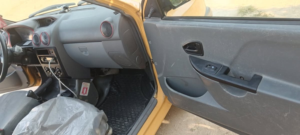 السلام عليكم سايبا موديل ٢٠١٥ للبيع سياره كدام العين بس محركهة ينفخ بي نفخ تخم تاير تبريد شغال كهربائيات نواقص تلحيضات بيهة وصاحبهة موجود ويريد يحول والعنوان ابو غريب النصر والسلام سعرهة ٣٢ ونزل مال محرك كامله غرامات مصفره هيئه الاستفسار اتصل على الرقم *********** واتساب ***********
