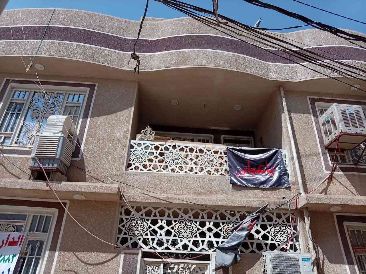 السلام عليكم معروض للبيع مساحه 200 متر مقابيل حي العباس حي الزهراء جريده يراسلني على الخاص
***********
