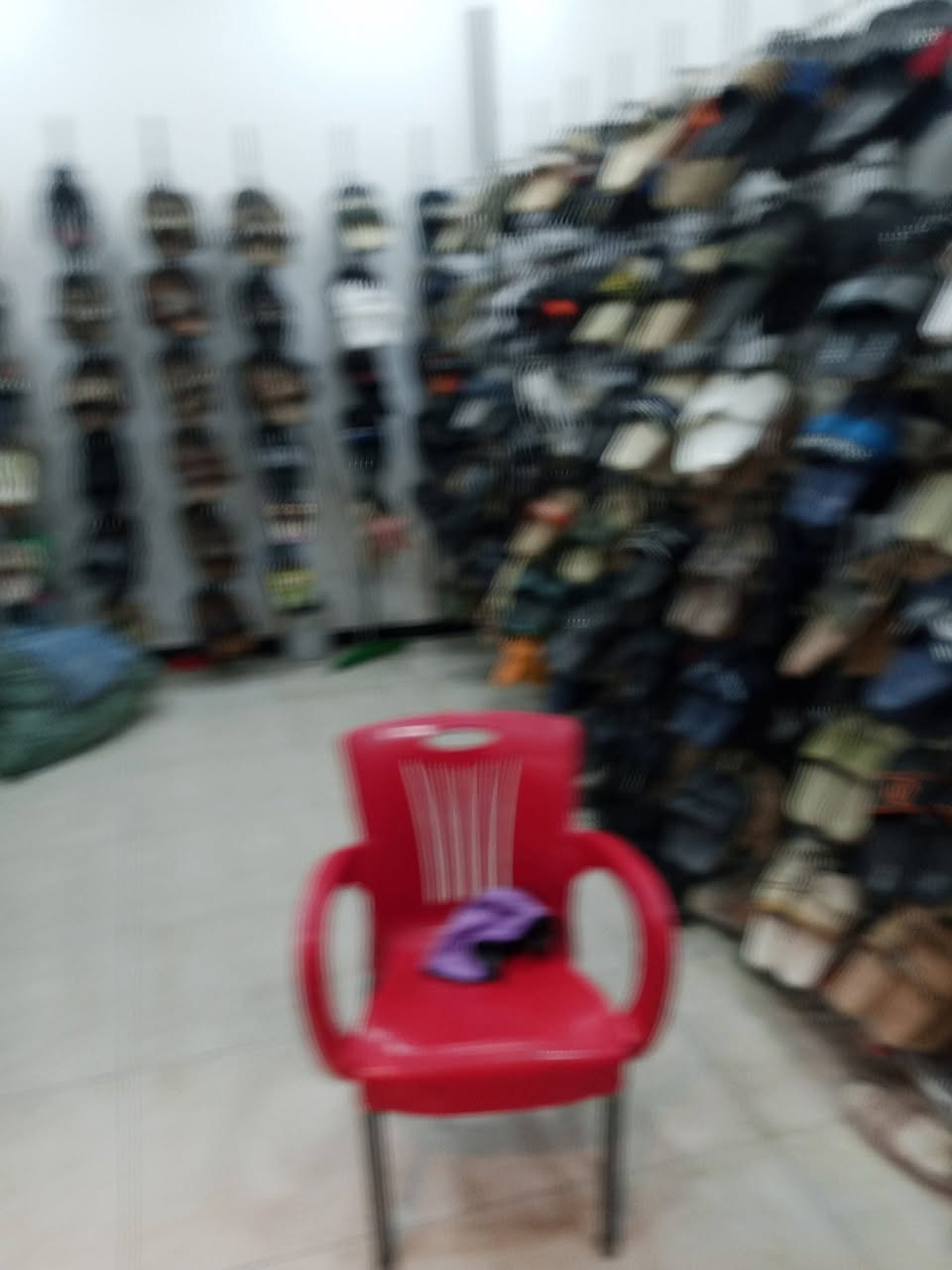 تعزيله محل ابيع ارخص من سعر جملتهم ***********
