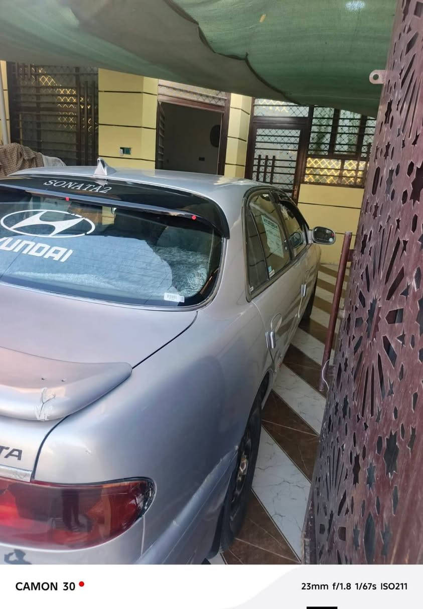 سلام عليكم سنوته موديل ٩٦ سنويه لحد ٢٩ سياره جاهزه من كلشي سعر ٤٤ وبي َمجال بسيط العنوان ديالئ كنعان ***********
