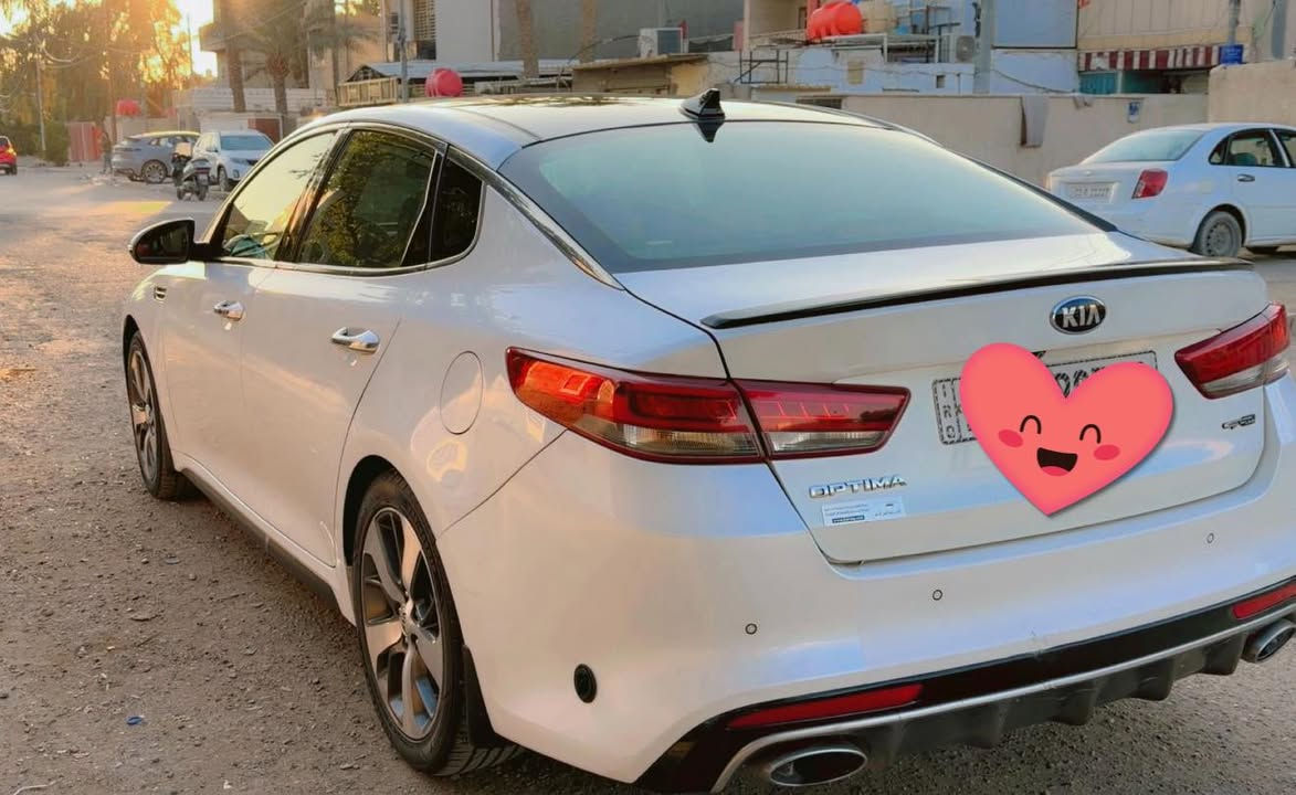 السلام عليكم
اوبتمه مديل 16 جيتي لاين خليجي 

فول فول 

رقم بغداد بسمي 

سياره جديده حيل 

منضومه غار بيه 

يعني سياره تشتغل غاز 

وبانزين 

مكاني بغداد 

رقمي ***********

سعر ١٧٠
