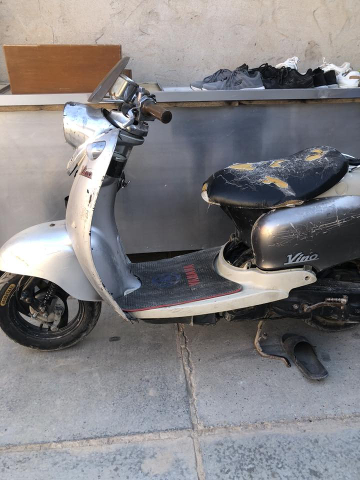 كلاسك عبد الحليم نظيفه بس الشاصي طاك والباقي شغاله الرقم للاستفسار
‭٠٧٧٣ ٠٨٣ ٨٨٠٤‬
