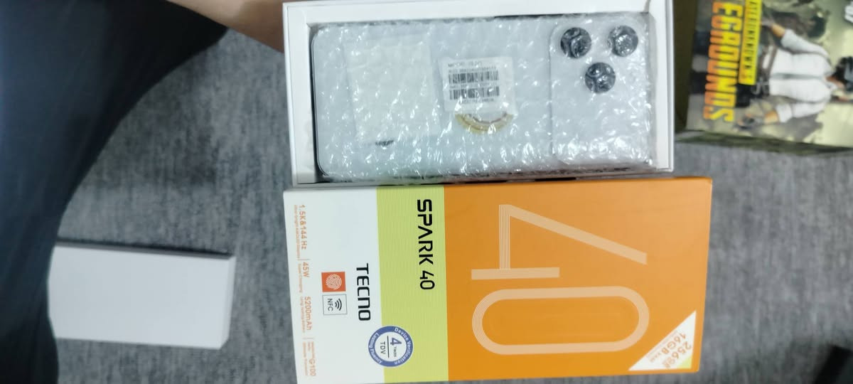 السلام عليكم متاح غراض امازون للبيع باسعار مناسبة جدأ تفاعل حتى لو ما تشتري يمكن لغيرك 
يشتري وشكرأ لكم 🤍

للتواصل في واتس 👈🏻 ***********
