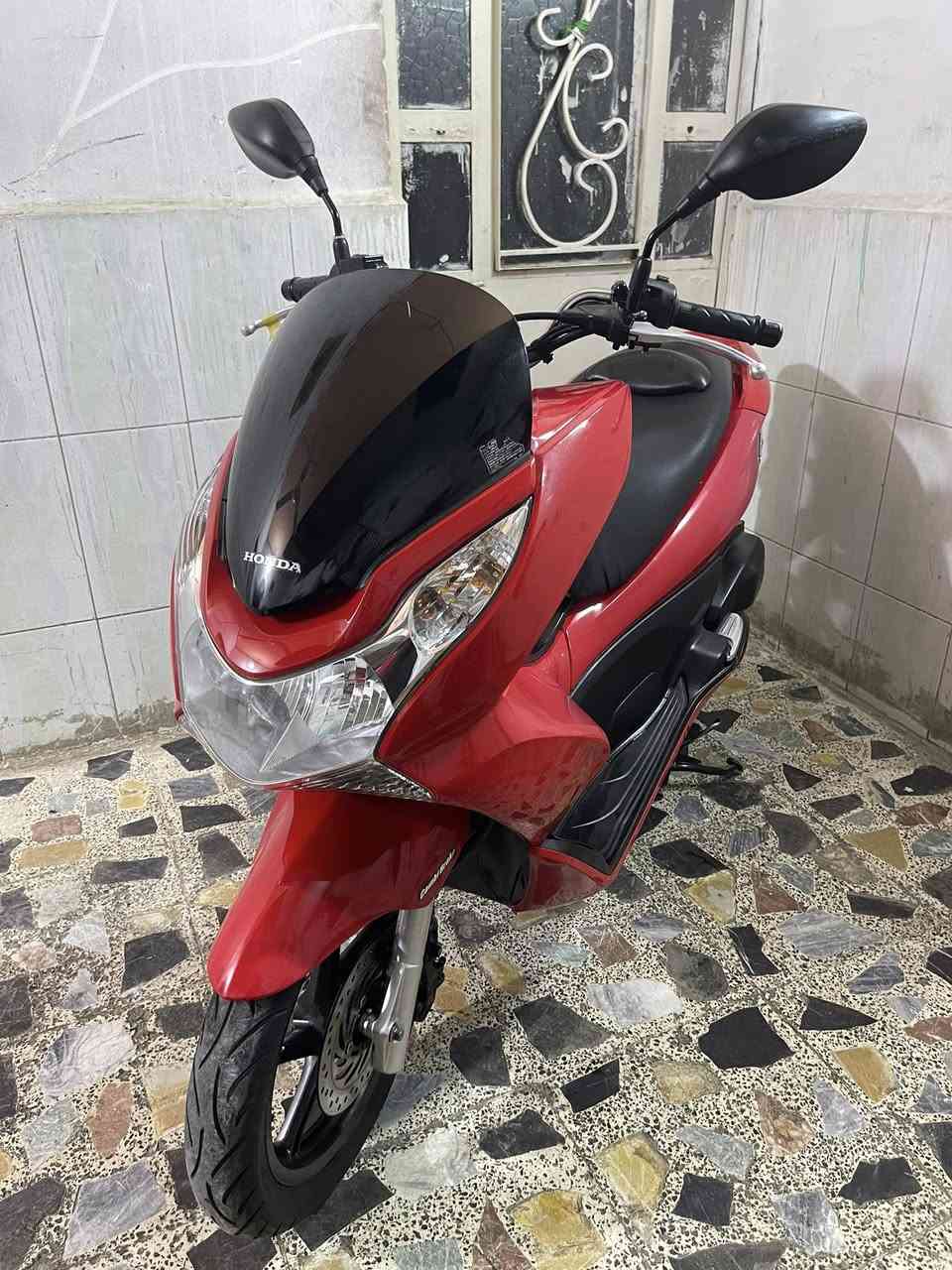 السلام عليكم psx دراجة رمبة كفالة عامة من كلشي يابانية صور مزاد JF مكينة 150ss حساس ازدحام حرف A ماشية 34 دراجة جديدة نضافة 100/100 كفالة عامة الاستفسار واتساب ***********💵✅📞
