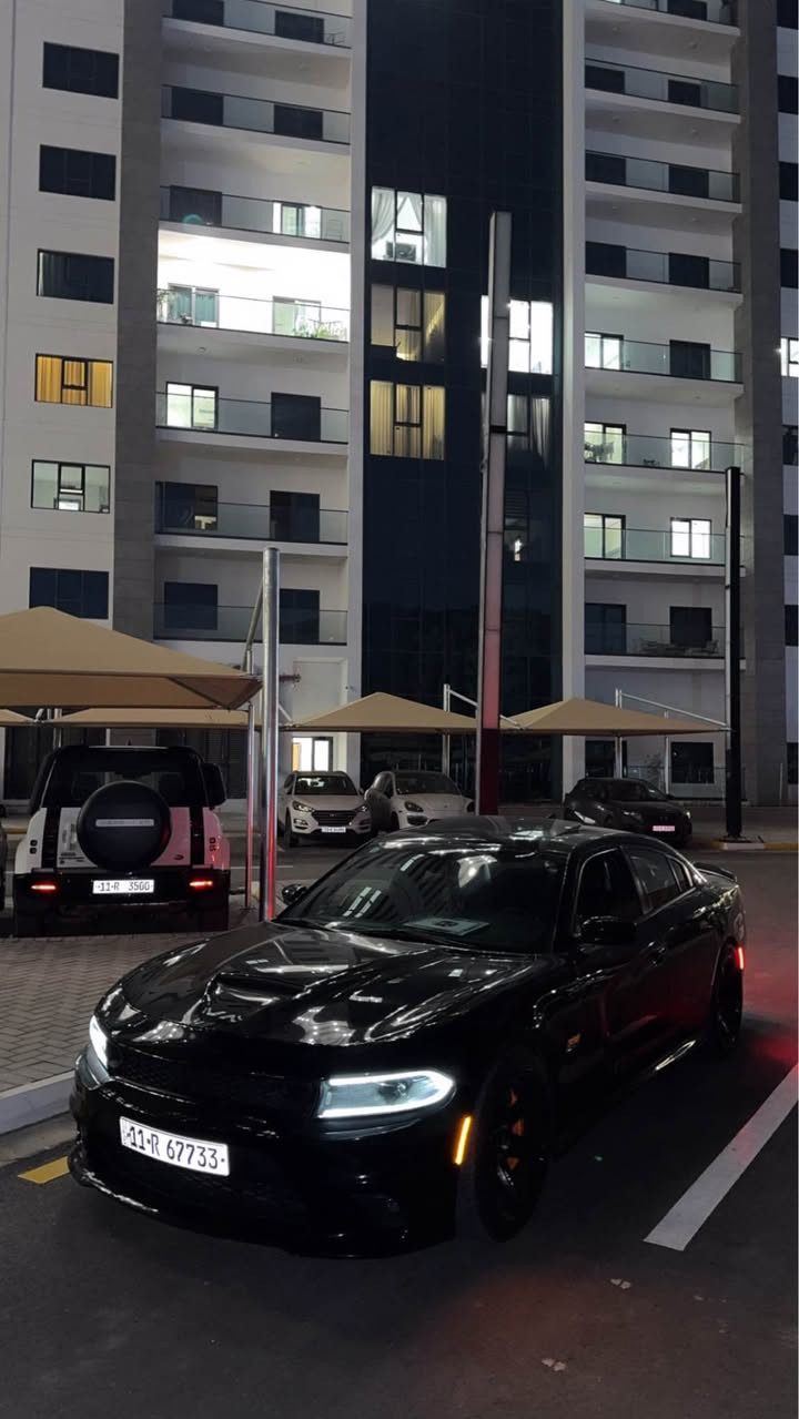 السلام عليكم
اليدور شي نظيف ،قوي ,مامتعوب ومصروف عليها  
                                          جارجر موديل 2017                                 V8 سكات باك   6400  ماشية 64 الف ميل  

فول مواصفات
كامرة دوراه وحساسات ورادار جانبي وخلفي 
فتحة ↖️
كشنات كنتارا خزن ميموري تدفئة وتبريد وخلفي تدفئة 
استيرن تدفئة 
تعتيم مري 
مري السياره قلاب مع r 
نقطه عمياء بالمري 
شاشة اكبر حجم كار بلي واوبشنات هيلكات 

نظام صوت بيتس و دمام بالصندوك بيتس 
كشنات الخلفية تدفئة 
الشاشة اكبر حجم واوبشنات هيلكات  
-كيج عداد 300 
عدسات ليد اوزوم
 

↗️↗️حادثها جانبي بدون لغود وشواصي 
تبديل باب السايق والوراه لون اسود بلادي والجاملغ الخلفي مصبوغ والامامي الايمن يقره كلير  
ايرباك برده فقط ومصلح سستم 
اي كلوب ممشتغل بالدشبول 
الاضافات الي على السيارة 

- بساتم ستروكر Mahle forged Piston +1000hp حصان تتحمل بيد مهندس الميكانيك ابو مصطفى كراج rtr 
- بلكات ريسنك Ngk irredium racing
- ولف حماوة Mishimoto 82C ياباني 
- فيول بمب ول برو It automative 450L/H
بريكات برمبو 6 بستم وفلنجات هلكات 
- تفريغ و داون پايپ
- اويل كاچ كان Oil catch Can
- برمجة Dyno مصطفى ايگل 520 حصان وهذا ع السيفتي 
بلكات Ngk
المكينة صافية نظيفة وقوية وتنسه الدوانز نهائياً 
- ⁠ستوك السياره مدفع
السعر 204$ بيها مجال 
متواجد واتساب ***********
مكان السياره  بغداد بغداد, العراق
