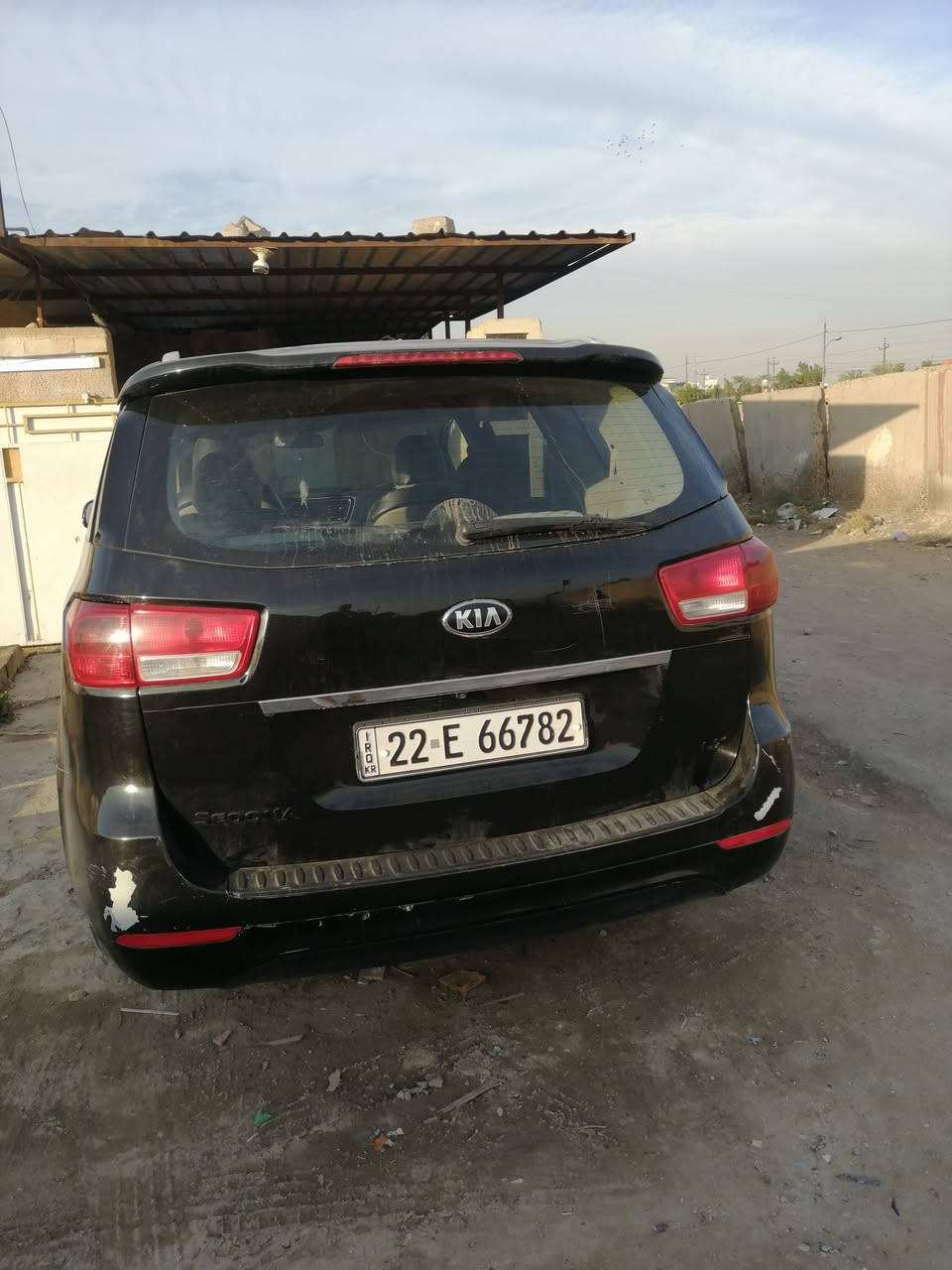 سيدونه ٢٠١٧ لوناسود رقم أربيل بيها صبغ حزام محرك وكير وحداديات مكفوله كهربائيات فول يعني سياره جديده وحلوه باسمي شرط التحويل سعرها ١٥٠ وبيها مجال مكانها بغداد حي العدل التواصل على الرقم ***********
