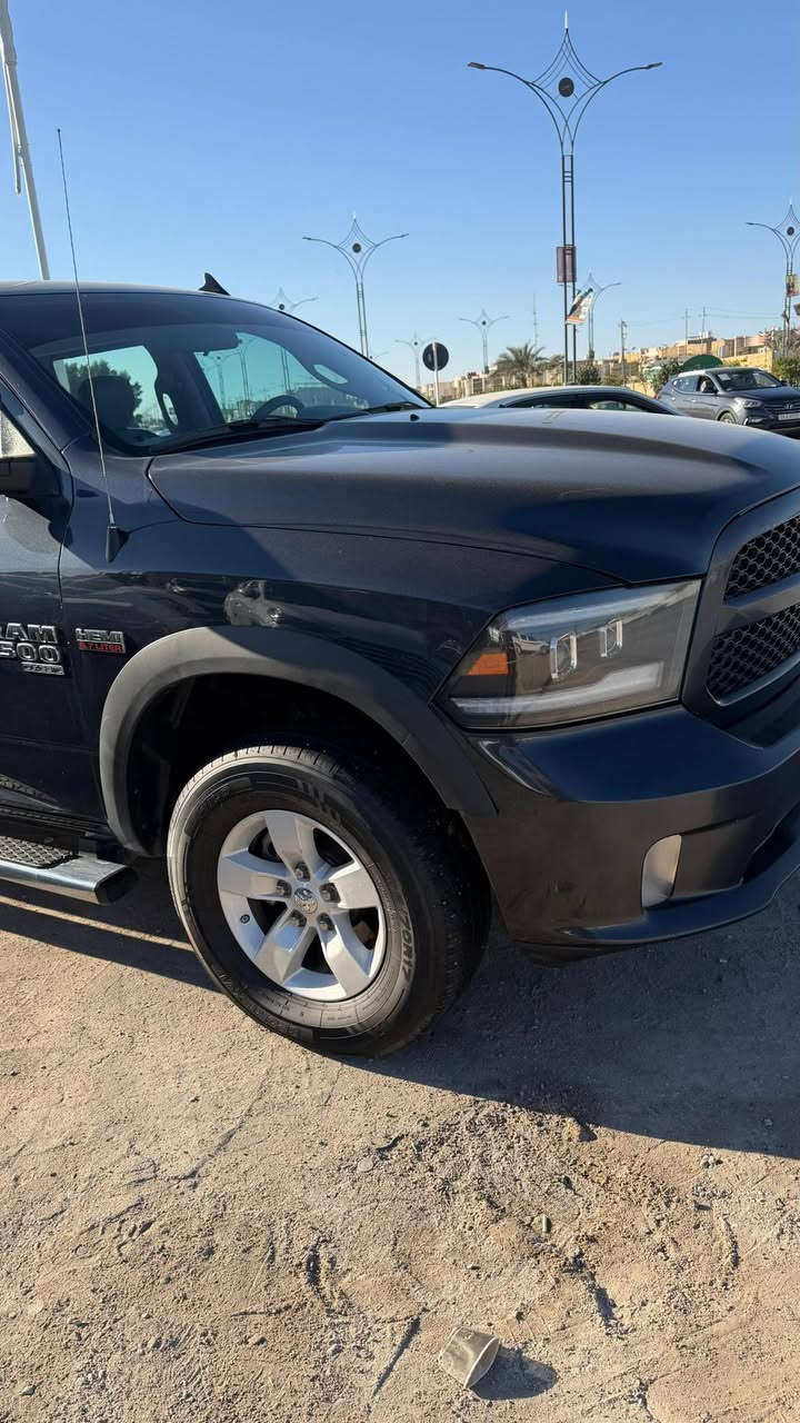 دوج رام خليجيه وكاله ليث العبيدي مكفولة حره باسمي رقم بغداد مكينه 5700 مكينه وكير وحداديه 100/100 جازه من كلشي عنوان ناصرية حي الشموخ رقم هاتف ***********
