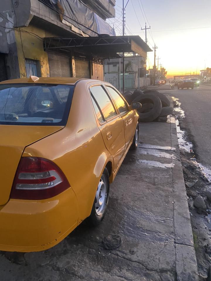 السلام عليكم من رخصه الادمن سي كي 13مكينه مصارله شهر جديده كابون ما بيه سياره نظيفه كدام العين شرط وكاله وتحويل بالموصل السعر خابر وادلل
 ***********
