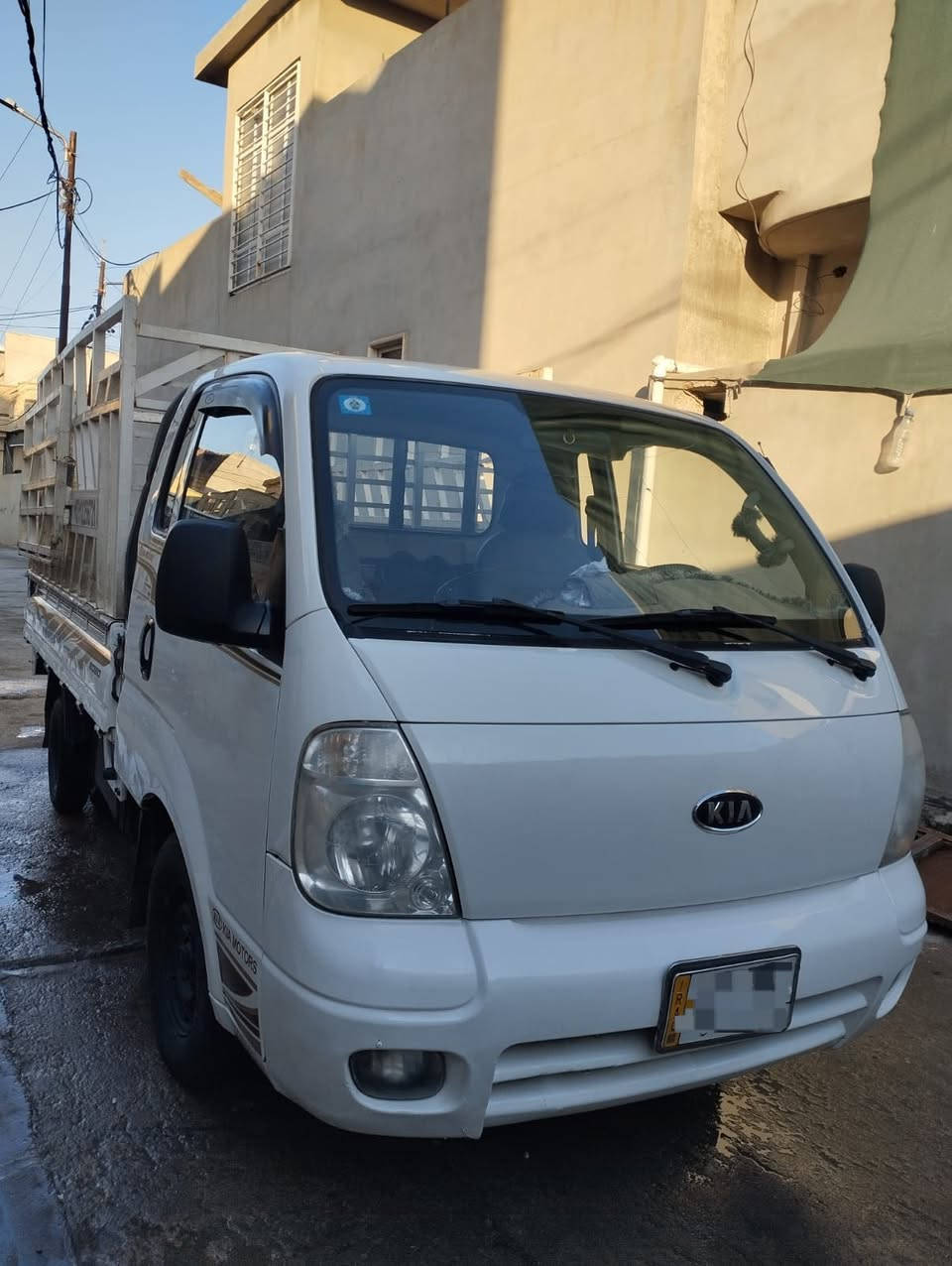 سلام عليكم كيا موديل 2011 رقم الماني صلاح الدين مشروع وطني كهربائيات كلها شغاله تبريد تدفئه شغاله محرك كير اكسل كلها شرط قطره صبغ مابي حصتين كاز بي صلاح الدين ونينوى سنويه لي 28العنوان موصل السعر 103 
***********
***********
