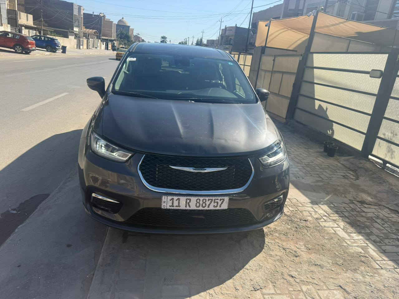 السلام وعليكم عندي باسفكا موديل ٢٠٢٣ هايبرد اللون رصاصي فيلي حادث جاملغ خلفي ومبلد قبق الجنطه ابلادي نفس اللون مواصفاتها معروفه سعرها مناسب مال بيع مومال مشاطر ويه السوك لن اشويه متوازي واني مدخلها قبل فتره قبل القرار يعني مجان بيها رسم كمركي حاليا بس الرسم مالتها ٩ملاين والله السياره بيها اشويه نواقص مكامله لن لحد الان يعني نواقص التعمير كم حاجه مجتيبهن والله عندي دوام وجواي سياره وهيه شامرها بالبيت حته مامشتغله والله حته غسل من اجتي من امريكا لليوم مامغسوله نواقصها بالزايد هاي اسويها عروس ٥  ورقات اتروحلها سعرها ١٧٥  ورقه عنواني بغداد الدوره الميكانيك رقم التليفون ***********
