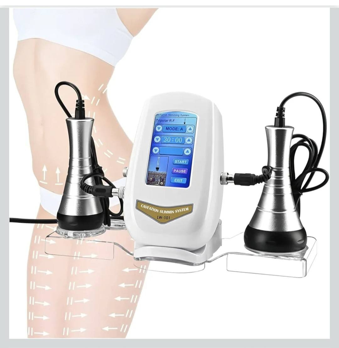 هذا جهاز تنحيف الجسم بالموجات فوق الصوتية 3 في 1 (40 كيلو هرتز).
وات ساب ***********
يستخدم تقنية الترددات الراديوية (RF) لشد البشرة وحرق الدهون. 

يأتي مع 3 رؤوس تشغيل قابلة للاستبدال: التجويف 40 كيلو هرتز، والتردد اللاسلكي ثلاثي الأقطاب، والتردد اللاسلكي متعدد الأقطاب. 

مناسب للاستخدام في المنزل أو الصالونات لعلاجات الوجه والجسم. 

يستهدف مناطق مختلفة مثل الذراعين والبطن والفخذين والظهر والخصر.
