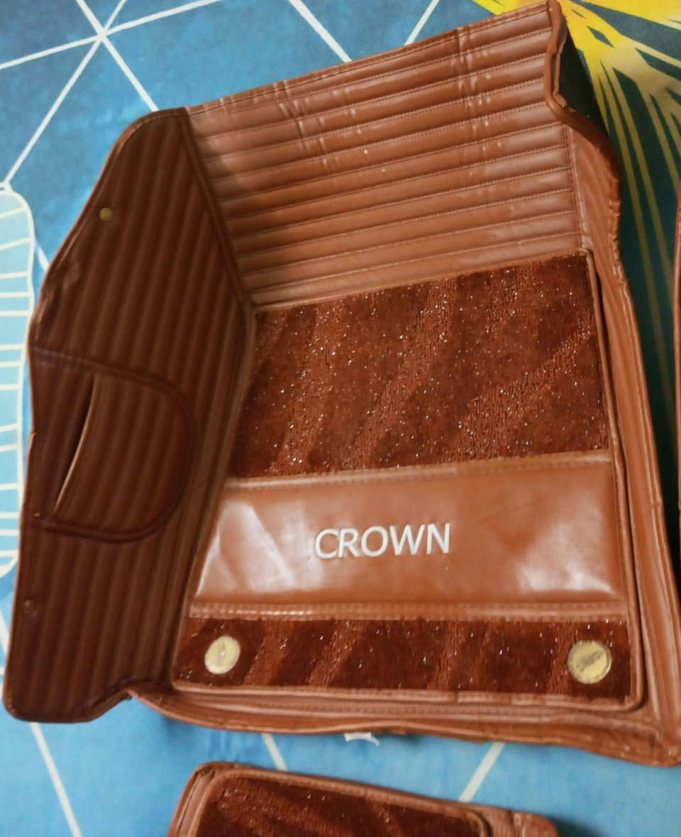 للبيع ارضيات ملكه شكل الجديد جديدات بالباكيت سعرهن 70 مكان بل بصره ***********
