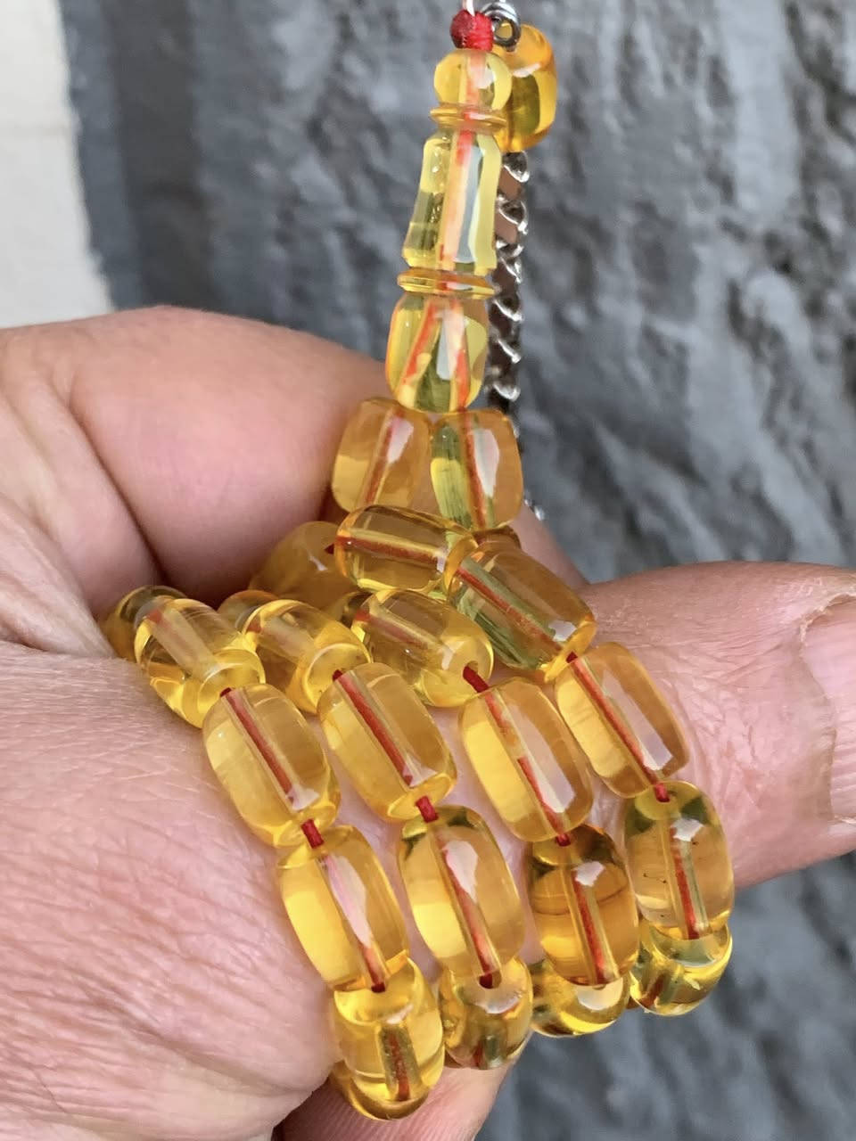 كهرب بولوني عطش سوبر قديم الشاهد شفرة ونفرة وعند الفرك تعطي عطر ليمون السعر ١٥٠ ألف نهائي


**إذا كنت صاحب هذا الإعلان وتريد حذفه لأي سبب، رجاءا أرسل رسالة إلى الدعم الفني**