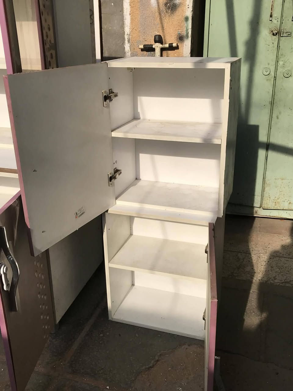 السلام عليكم
كاونتر خشب للبيع
نضافة عالية
العرض 140سم
ثنين تعليك وثنين ارضي
اربع بوكسات
مع بوكسين تعليك
السعر 65 الف
العنوان بغداد
الحبيبية
***********
