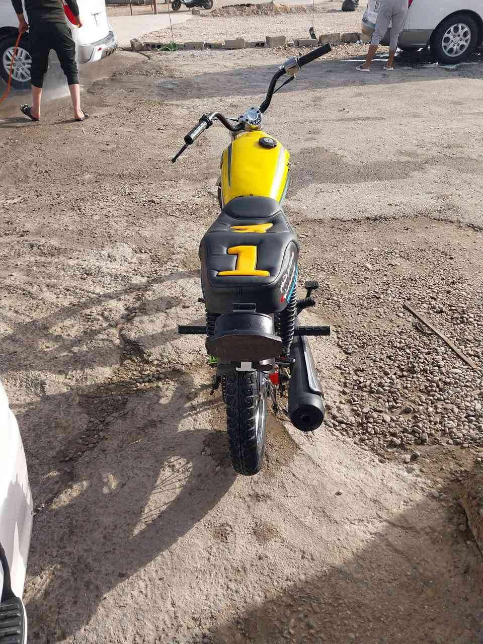 سلام عليكم  دراجه انتس تعمير شاصي موديل 20نامه شلامجه  شاصي غراض 25ماصالي هواي من معمر دراجه حلوه شعله معدل اوراق وذه مراوس بكامله ارواس هم رقم ***********مكاني لمسيب لسعر خاص
