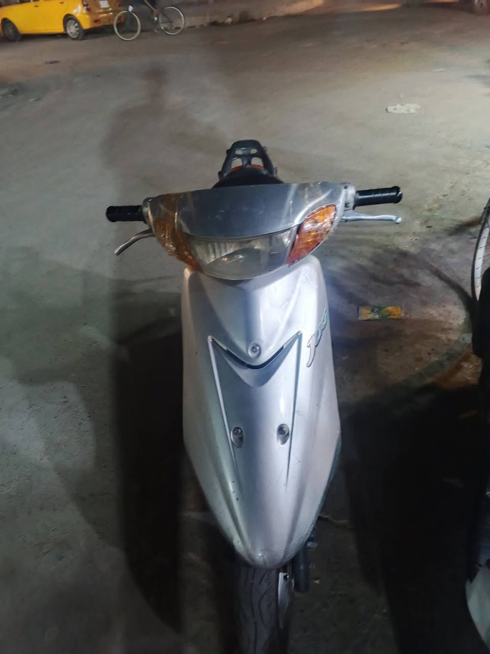 سلام عليكم درجه عصفوريه لبيع محرك مفتوح بسعر منساب جداا دراجه نضيفه 

وتساب ***********

