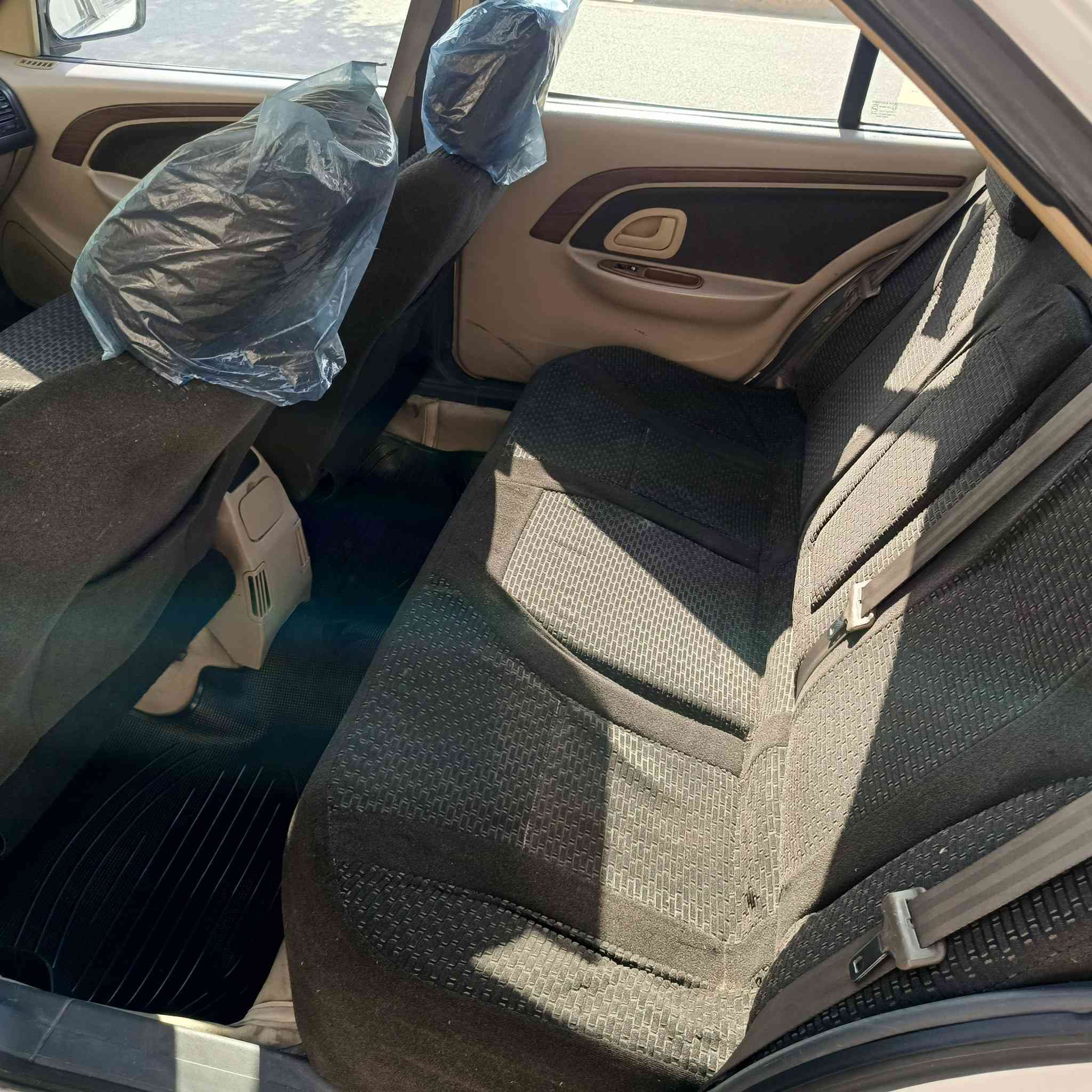 السلام عليكم
بيجو بارص 18 
السنوية بسمي تحويل ثاني يوم  السعر  65


**إذا كنت صاحب هذا الإعلان وتريد حذفه لأي سبب، رجاءا أرسل رسالة إلى الدعم الفني**