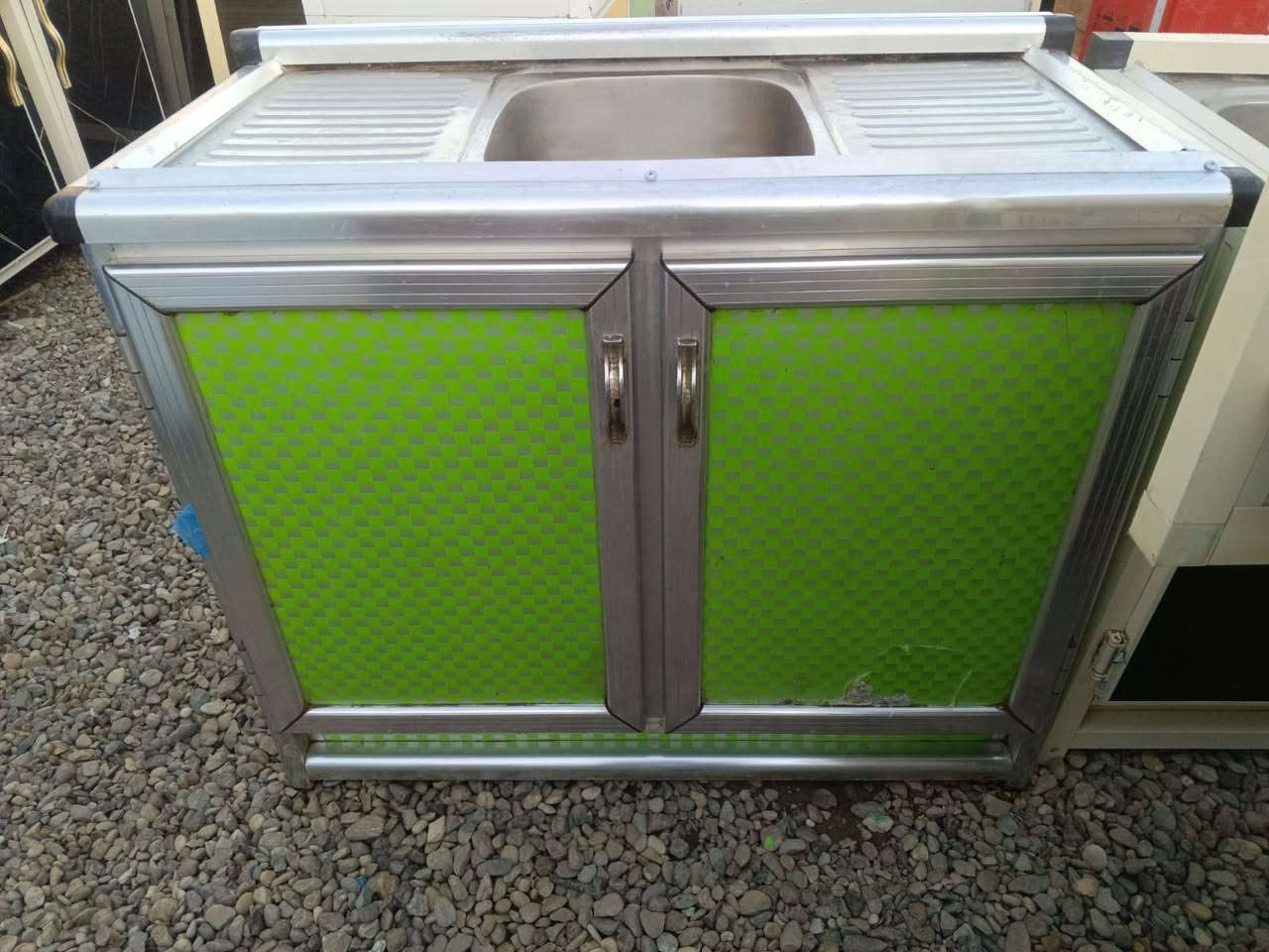 غراض للبيع كلمن وسعره العنوان الرئاسة مال المشتل


**إذا كنت صاحب هذا الإعلان وتريد حذفه لأي سبب، رجاءا أرسل رسالة إلى الدعم الفني**