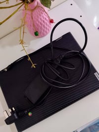 لابتوب • نضيف • شاشة واضحة