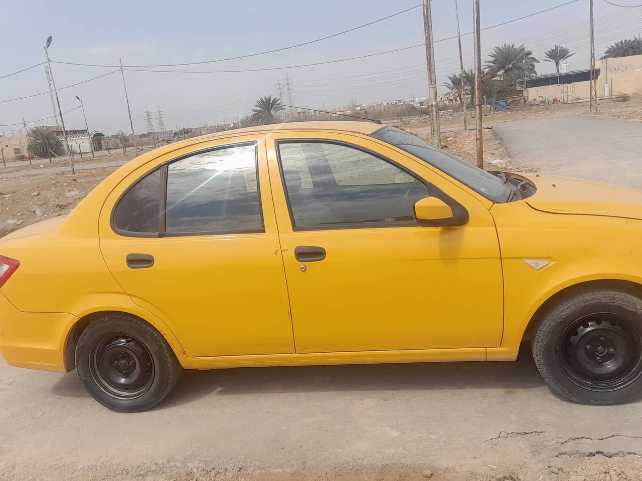 ساينا موديل ٢٠ استلام ٢١ محجوزه بعدلهه سنه وتصير حره استقطاع مباشر رقم قادسيه السياره مكفول من الضربه فقط بيهه دحجه بسيطه  عليهه هيئه ٢٠٠ الف 
رايدهه ب٦٠ وبيهه مجال مكاني ديوانيه ***********
