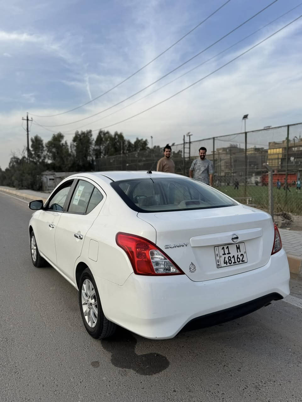 سلام عليكم سياره نيسان سني للبيع موديل 2025 مكينه كير مكفولات السياره مكفوله من الصبغ ولتبديل بيها طخه بل هلال بارد موضحه بل صور السياره بسمي رقم بغداد الجديد رقمي *********** السعر 120 وبيها مجال بصيط
