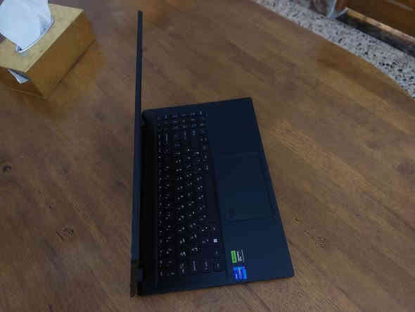 السلام عليكم...كور اي  7  جيل  13   ...لابتوب الالعاب والبرامج الهندسية القوية والتصميم والمونتاج من NITRO   .. رام  بحجم وتردد عالي جدا حجم 16 كيكا  تردد 5200  نوع   DDR5 ....كرت شاشة  خارجي منفصل من نيفيدا RTX3050  كرت الشاشة الخارجي المنفصل  6 كيكا والكلي 14 كيكا ...... معالج قوي جدا  فئة H ( من اقوى فئات المعالجات)   كور اي  7  جيل  13   ...  ... شاشة حجم 15.6 تردد 144 هرتز دقة FULL HD   ...هارد نوع SSD حجم 512 كيكا ...... كيبورد ضوئي..بصمة اصبع   ..اللابتوب نظيف جدا وشحنه ممتاز ..سلم  وشكلة حلو  ..مكانه بغداد السعر  800  الف للاتصال ***********  او  *********** (واتس)
