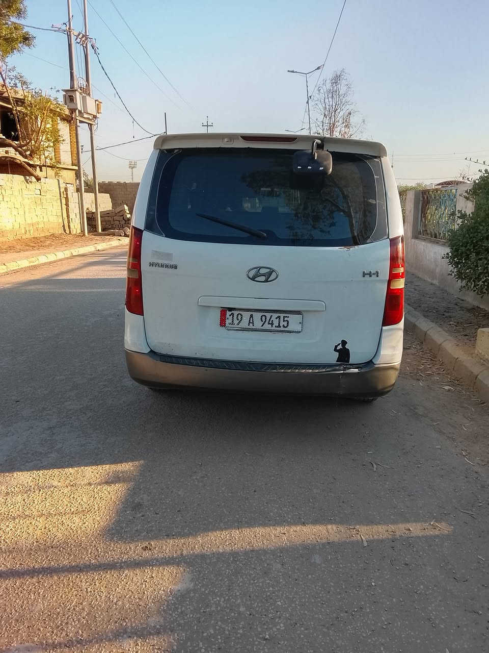 السلام عليكم سياره للبيع 2010مال جناي بسمي السخصي مكينه مال حاويه جديد مفتوح ***********سياره بيه بارد فقط مكفول من صباغ
