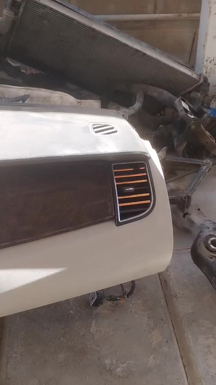 دشبول فورد تورس موديل ١١ كامل وكلش نظيف للاستفسار اكثر الاتصال على الرقم ***********
