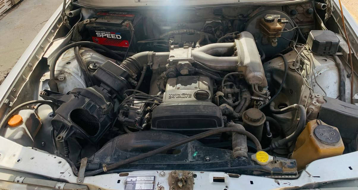 🚗 سيارة للبيع 🔥

📌 النوع: [مارسدس ابو جحيل  ]  
📆 الموديل: [1981 ]  
🎨 اللون: [سلفر  ]  
⚙️ المحرك: [محور 2500 vvt]  
🛣 الممشى: [عدد الكيلوات]  
📄 بسمي رقمها ميسان مشروع وطني 

✔️ محرك كير بطه    
✔️ تبريد شغال   
✔️ داخلية نظيفة  
✔️ استعمال شخصي  
✔️ جاهزة للفحص تجي وتشوف ب عينك 
تخم تاير كهربائيات شغاله حداديه 70٪؜ 
السياره على ايدي صارله اكثر من سنتين سيارة فقط مصبوغ للجماليه وبيها طخه بسيطه جوة لايت امامي صفحه السايق 
غرفه نظيفه موضحه بلصور 

💰 السعر: [70 وبيها مجال ]  
📞 للتواصل: ***********
