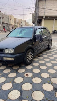 شباب كولف مديل ٩٢ كير محرك نضاف تبريد شغال كهربائيات مابيهن نقص  سياره...