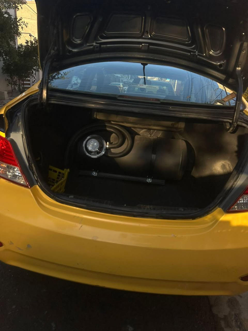 حادثهه سرقه جنطه وبنيد بدون دواخل
مصفره هيئه وغرامات رقم بغداد انكليزي 
بسمي سياره 
سعر 88وبيهه مجال قليل 
مكاني بغداد البياع 
الاستفسار رقم هاتف ***********
