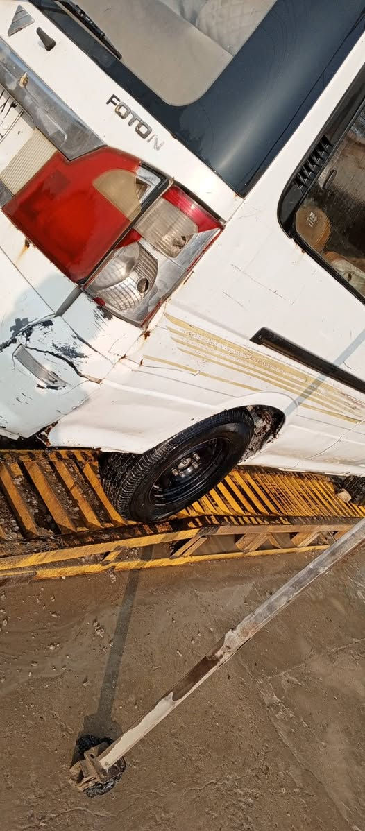 كيه فتون للبيع موديل 2009مصفره هيئه غرامات عليها 500 محرك بيه تنقيص قليل كلش كشر موضح ب صور وداخل موضح بيها خياس قليل جوه سايق مكان بغداد التاجي سبع البور شرط تحويل السعر 45وبيها مجال
***********
