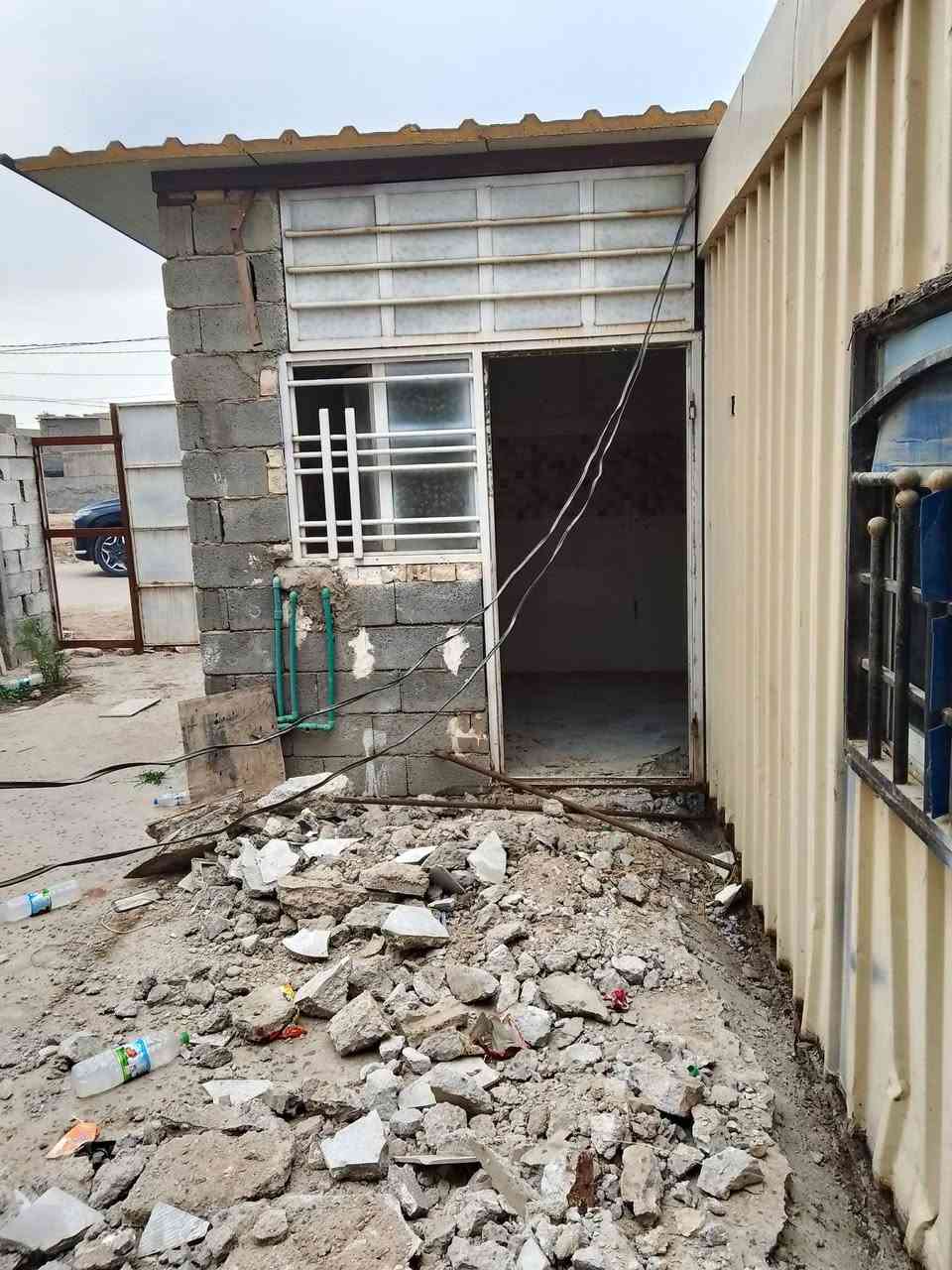 بيت للبيع 250متر بسعر 27مليون طريق سيد ابراهيم المسيب وره سكة القطار ... تواصل *********** ابو مصطفى النصراوي
