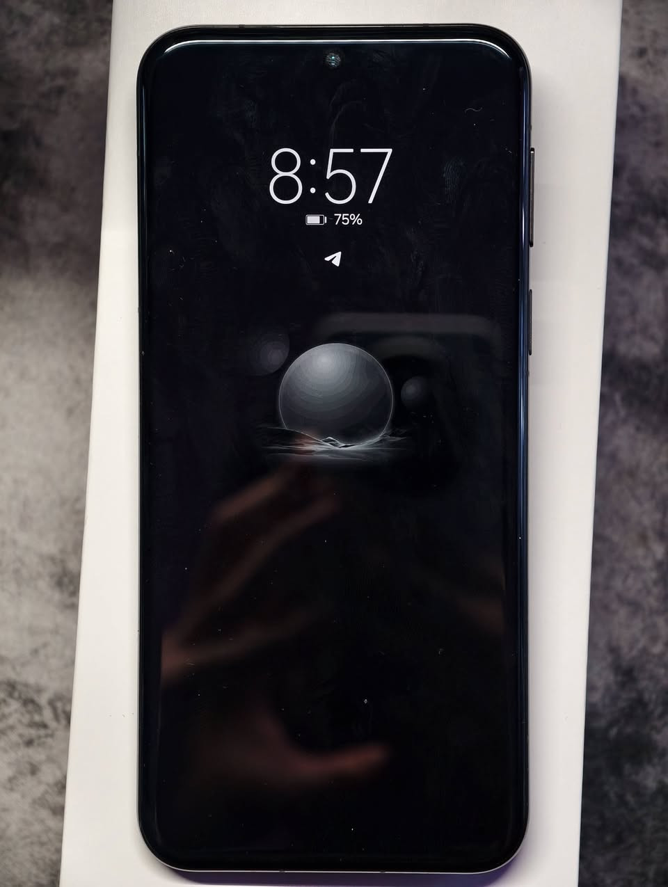 Huawei Pura 80 Pro (النسخة العالمية) 
 جديد مع كفر اصلي هدية​
الجهاز اخو الجديد (100% نظافة) واستخدام أقل من شهر فقط
​الذاكرة: 512 جيجابايت
​الرام: 12 جيجابايت
​البطارية: 100%
​الملحقات: الكارتونة كاملة مع كافة ملحقاتها الأصلية (الشاحن الـ 100 واط والكيبل).
​مميزات الجهاز:
​أقوى كاميرا من هواوي حالياً (مستشعر 1 إنش).
​شاشة OLED بتردد 120Hz وسطوع عالي جداً.
​يدعم الشحن السريع جداً (سلكي 100W ولاسلكي 80W).
​الجهاز نظيف جداً وما مفتوح ولا داخل تصليح نهائياً. مشتري من شركة هواوي الرسمية بالعراق اربيل
اخذت الجهاز من شركة هواوي بمليون و ١٥٠ الف ابيعه
باقل من هذا السعر مع كفر اصلي هدية

​المكان: بغداد حي الجهاد

للتواصل: ***********
