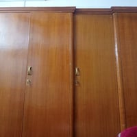 غرفة صاج • خزانة