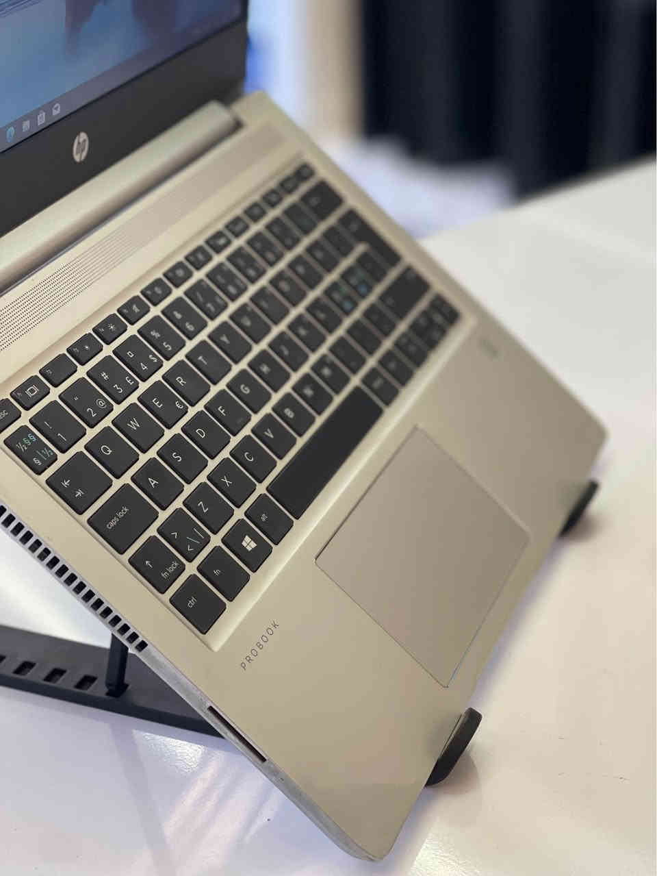 الجيل العاشر 🔥✅ فقط بسعر 169 الف 🔥

hp pro book

جCore i3 ✅

RAM8GB 

هارد بسعة 320 GB ✅

شاشة عالية الدقة بحجم 13.3🖥️

منفذ HDMI port 🎞️

منفذ VGA 📽️

منفذ usb  عدد 3

منفذ aux 

بطارية تدوم اكثر من ساعة  🔋

ملاحقات الجهاز شاحنة اصلية 🔌 + حقيبة 

نظافة الابتوب 99٪؜

العنوان الموصل الزهور دورة سيدة الجميلة  📍

مجاور  قهوة السرحان مكتب فوكس ستور  

يتوفر توصيل جميع محافظات العراق 🚚🚛🚚🚛

تفاصيل اكثر :☎️ ***********.☎️*********** موصل, نينوى
