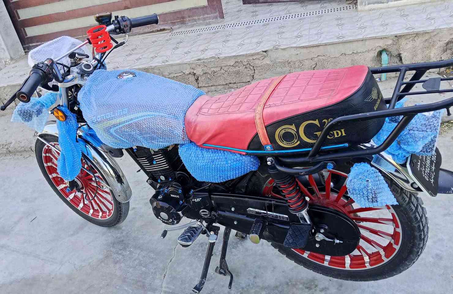 السلام عليكم دراجة سيفان للبيع موديل 26زيرو أوراق كامله دراجة مكفوله كفاله عامه سعر 750وبيهه مجال مكان ديالى بعقوبة تقاطع الساده الاستفسار عل هاذا الرقم ***********
