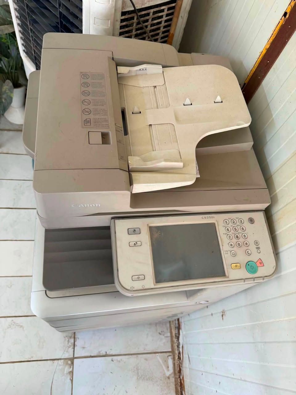 السلام عليكم طابعات ثنين شغالات ما بيهن عطل فقط يرادلهن تنضيف واحبار للبيع للاستفسار واتساب او اتصال *********** العنوان بغداد
