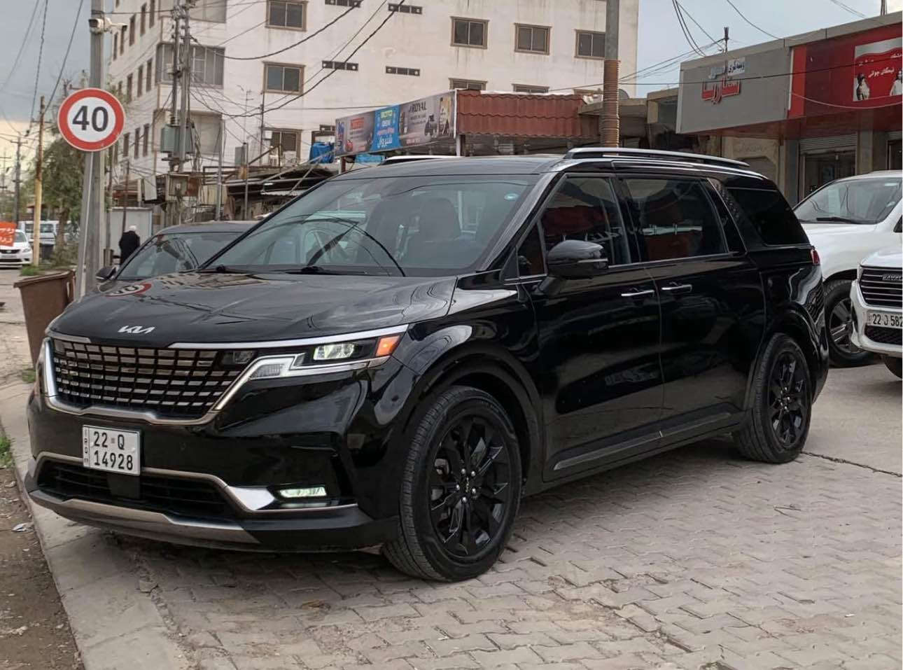 كيا كرنفال 2024 Kia carnival 
مواصفات فوول بدون فتحة 
صندوق شفت ، باب كهربايي ، دواخل جلد مشمشي 
محرك V6-3,5 كبس ، ماشي ٢٤ . الف كم 
بجم و خلفي كبس ، نص جاملغ خلفي صبغ 
باب مبدل بيلادي بس مو نفس اللون 
ايرباك فقط بردة ، 
سيارة مال بيت ايد واحد نظيف جاهز 
عنوان اربيل / ***********
سعر / ٢٩٠ $ مجال ▪️ أربيل, العراق
