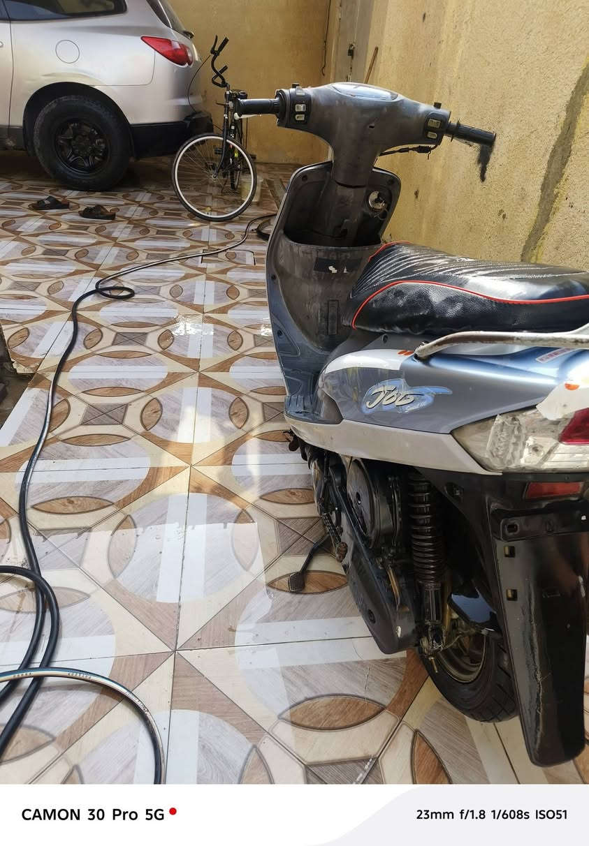 ماكس قجمه رمبه كفاله عامه برغي ما مبدل بيها من تاير لتاير كلها بلاد كلها شغاله مكينه خررسه معدل وشلعه طير دراج ختم واحد ويا مكينه سعر 750مكاني بصره أبي لخصيب وتسابي ***********
