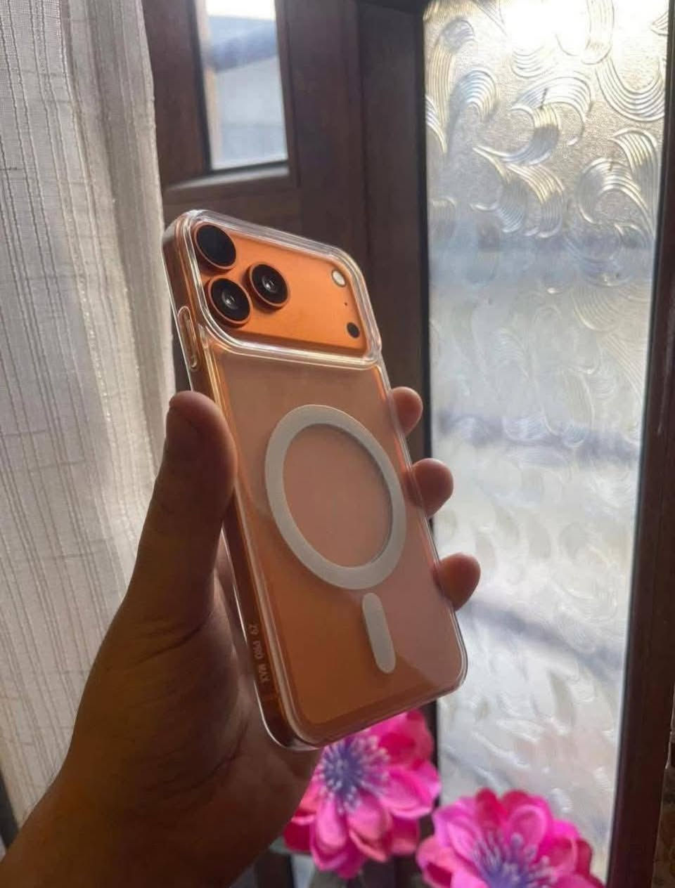 السلام عليكم ايفون اكس ماكس محور إلى 17 تحوير كامل مبدل بطارية نوعية زينة 100+فيس  واكف بعد كلشي ما بي فقط فيس ايدي واكف ذاكرتة 256 السعر 225الف وبي مجال قليل مكاني بغداد الغزالية هاذة رقمي ***********
