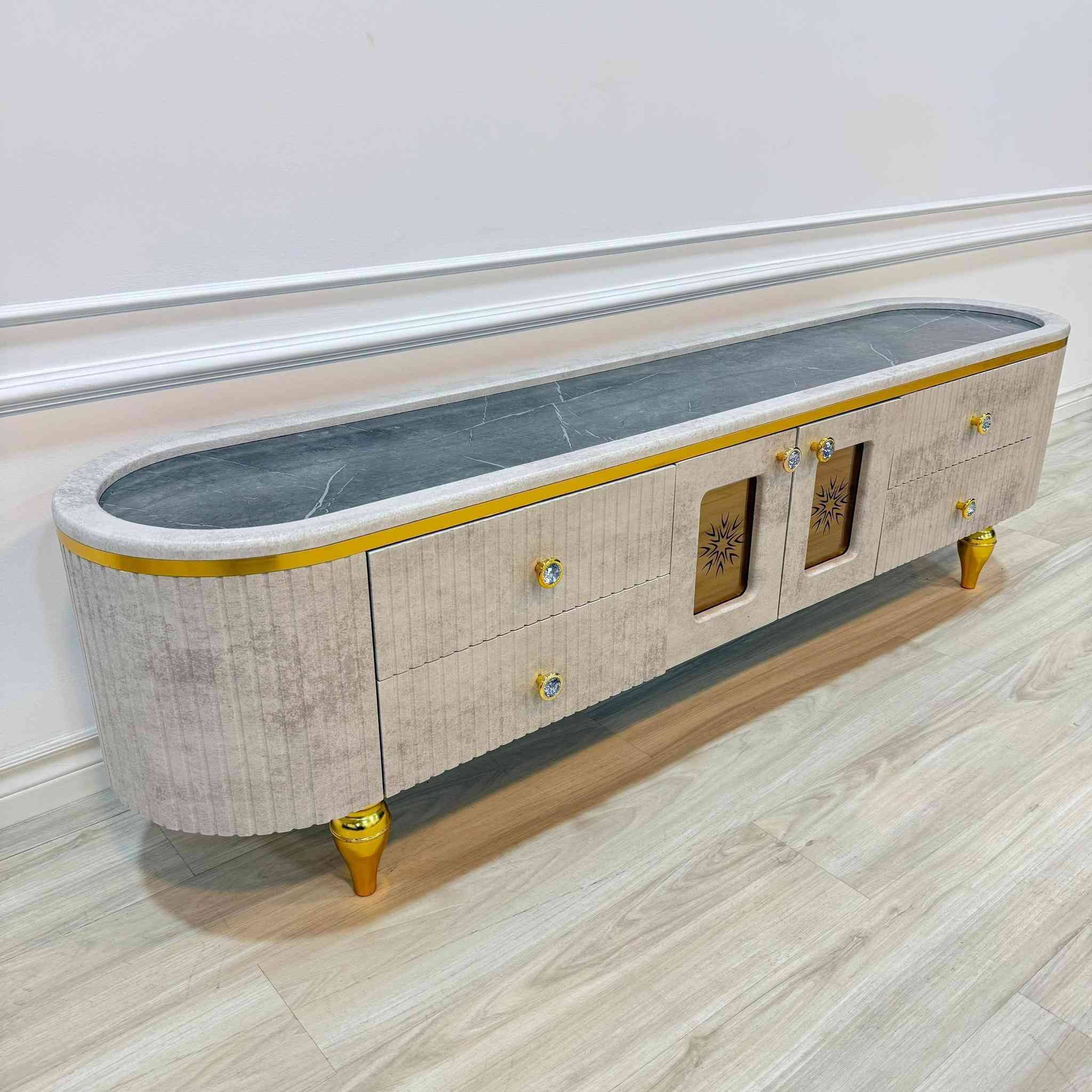 ميز بلازما قياس
180/سم
160/سم 
ارتفاع 50 سم 
عمق 40 سم  

منشأ تركي 😍🇹🇷 

للحجز والاستفسار يمكنك مراسلتنا على الصفحه الرئيسيه 
وايضا يمكنك لاتصال واتساب او تصال هاتفي 📞📞
رقم الهاتف ***********

توجد خدمه توصيل كافه محافظات العراق 🚛🚛🚛🚛
